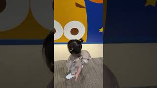 【新しいスニーカー】白い靴を履いてウキウキなこは#shorts  #こは #baby