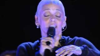 Mariza   Medo Amália HD High Definition ao vivo concerto Lisboa