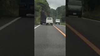 追い越し禁止