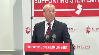 Murphy lays out STEM initiatives for the state