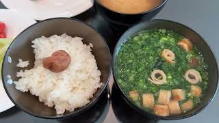 リッツカールトン大阪のクラブラウンジの朝食で和食とシャンパンの組み合わせ！