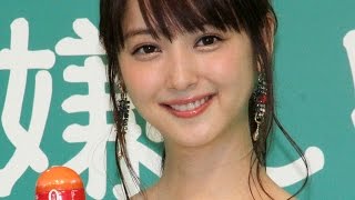 佐々木希、「食べ歩き好き」認めるも特定の交際相手は「？」「ピエトロ」新CM公開記念イベント会見