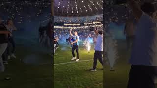 Se liga na apresentação do Suárez no Grêmio #suarez #grêmio #apresentação #uruguai #shorts #futebol