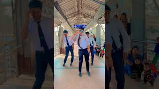 sanu tedi tedi takdi tu | shuffle dance | Dance in public #shorts #reels #trending #dance #like