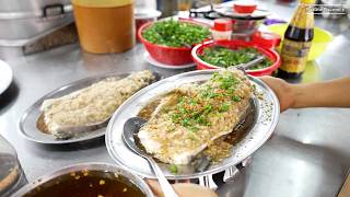 300 Plates Sold Daily! Incredibly Popular Steamed Fish Head Restaurant