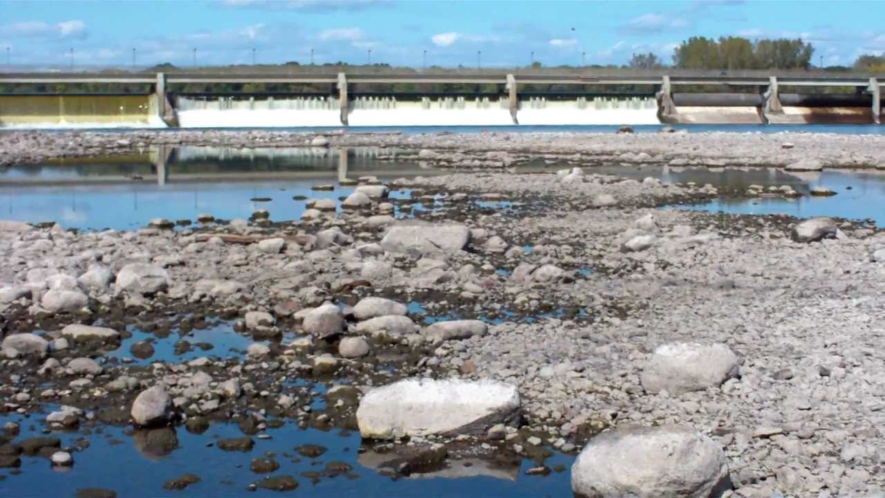 MUST SEE: MISSISSIPPI RIVER UNBELIEVABLE LOW LEVELS ! DRIEST YEAR ON ...