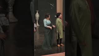 sakhawat naz kiss stage drama