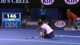 Li Na Injury Scare No.1 - Australian Open 2013
