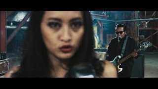 Endank Soekamti feat. Naif - Benci Untuk Mencinta (Official Music Video)