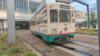 富山地方鉄道市内軌道線　丸ノ内・富山駅・西町経由南富山駅前行　デ7000形　富山駅入線シーン