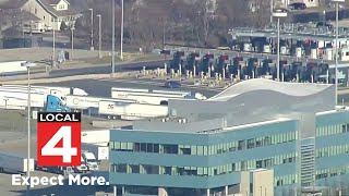 Traffic backup at Blue Water Bridge causes 2+ hour wait for vehicles heading into Canada