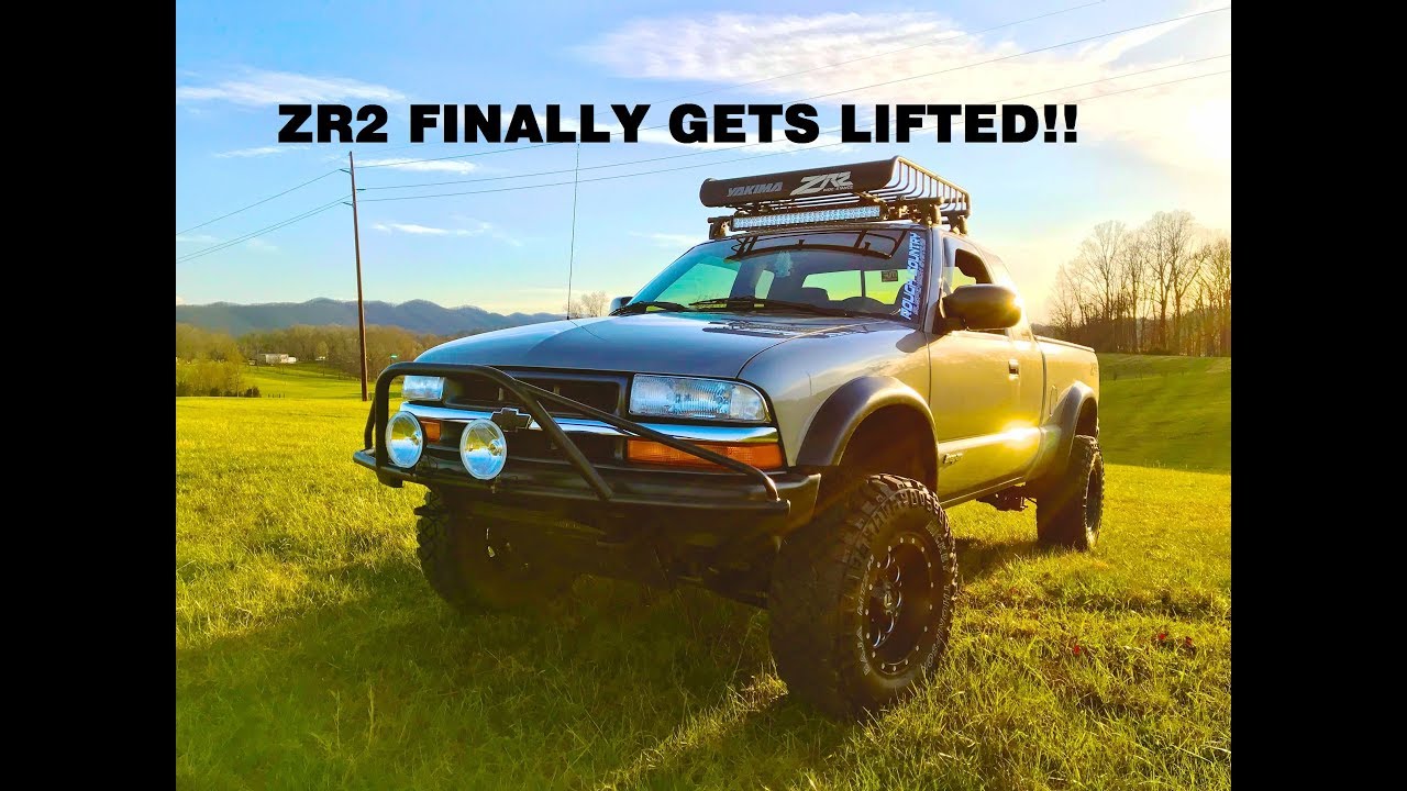 Zr2 S10 Gets A Lift Kit Youtube