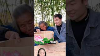 MEMBERI KEJUTAN HADIAH ULANG TAHUN UNTUK NENEK #dubbing #shorts #funny