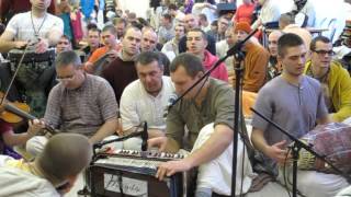 HG Shishtakrit prabhu. Kirtan on the Vyasa Puja 2016