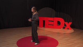 FOMO existe porque yo existo | Zoë Kazemier Márquez | TEDxLas Hayas College Youth