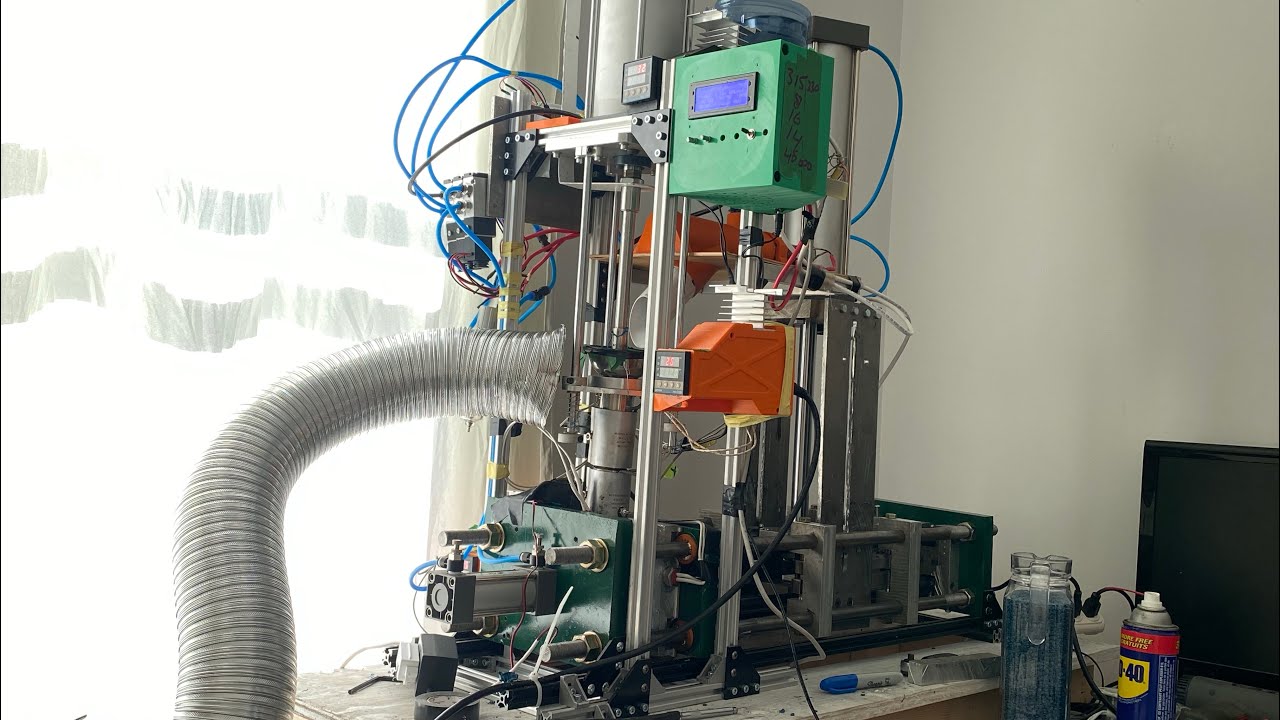 Automated Buster Beagle Injection Moulding Machine Youtube