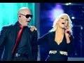 PITBULL & CHRISTINA AGUILERA PERFORM 