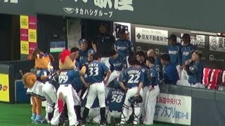 180420 試合前のファイターズナインの円陣！声出しは石井一成！