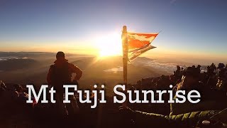 Climbing Mt Fuji for Sunrise - Yoshida trail 후지산 일출