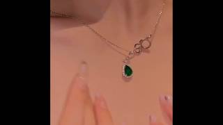 Beautiful stunning elegant Emerald Necklace #shortvideo #emerald #gems #jewelry #gemstone