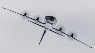 Unbelievable LOCKHEED HERCULES C-130J LOOP during the FARNBOROUGH AIR SHOW 2018 (4K)