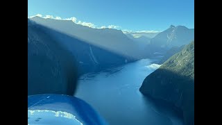 Flightseeing to Milford Sound on a Gorgeous New Zealand Day