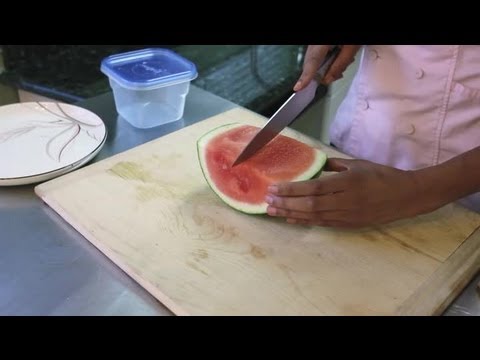 How to Cut Watermelon & Refrigerate : Fruit Cutting Tips How to Cut Watermelon & Refrigerate : Fruit Cutting Tips