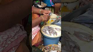 Silver fish cleaning ||desi fish cleaning technique  #fish #fishmarket #shorts #trending