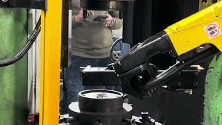 Fanuc Robot Forging Application, #fanucrobotics #robot #robotics #forging #roboticforging