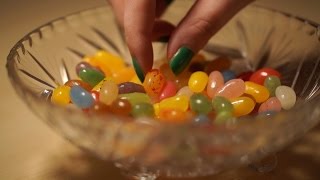 Binaural ASMR. Eating Jelly Beans, Crinkling & Clicking Sounds (Glass Bowl)