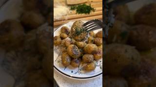 Irresistible Garlic Butter Roasted Potatoes