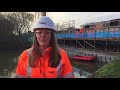 Timelapse: New railway bridge installed in Tottenham