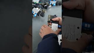 4V330-10S Solenoid Valve Air Tightness Test