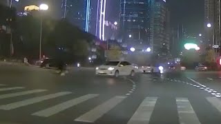 莫开斗气车，文明出行，拒绝路怒