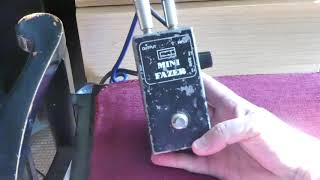 Demonstration of the CMI Cleartone Musical Instruments Mini Fazer Phaser pedal made in the 70s