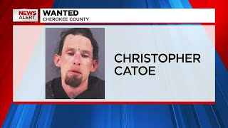 Cherokee Co. deputies searching for fugitive with outstanding warrants