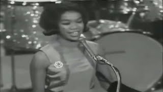 Sugar Pie DeSanto - Baby What You Want Me To Do and Rock Me Baby (1963)