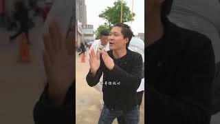 小眯眼也不開店了，整天和我一起蹭吃蹭喝！#搞笑 #shorts