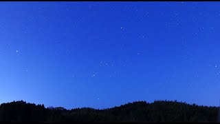 画面いっぱいの星空です　夕暮れ～星空～夜明けタイムラプス 2021 02 03～04