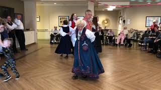 Gammel Rainlander dance with Fanatullen 2019 at a senior home in Red Deer, Alberta