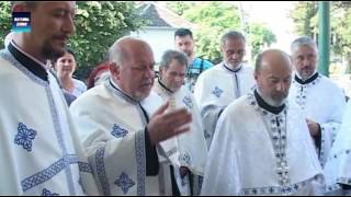 Smed.Palanka - Liturgija, litija i secenje slavskog kolaca za Svetu Trojicu 4.6.2017