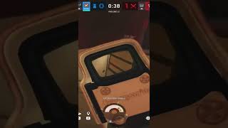 Crazy lesion clutch #rainbowsixsiege #r6siege #siege #gaming #rainbow6 #championr6