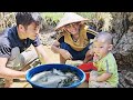 The whole family harvested a lot of fish to sell and cook