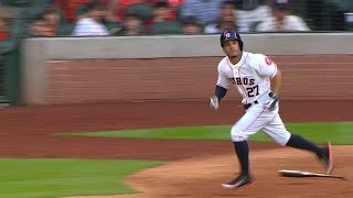 SEA@HOU: Altuve hits a three-run homer in the 4th