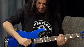 Alex Skolnick Shows Ray Suhy His Approach to Sweep Picking