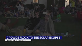 Crowds flock to Paducah, KY to see solar eclipse