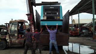 Loading Airman PDS655S 655cfm Air Compressor 655cfm in to Truck With Toyota Forklift