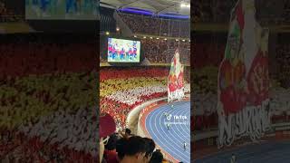 tifo ultrasel semakin padu dengan nyanyian