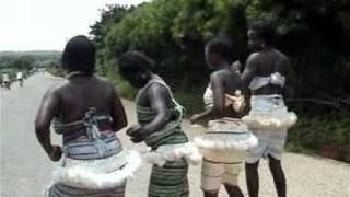 Chanson Moba : Li na titàaliéeb  de l'artiste Tansalaa Konlaa - Dapaong Togo