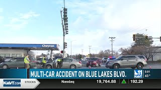 Three-vehicle accident in Twin Falls leaves one injured | KMVT